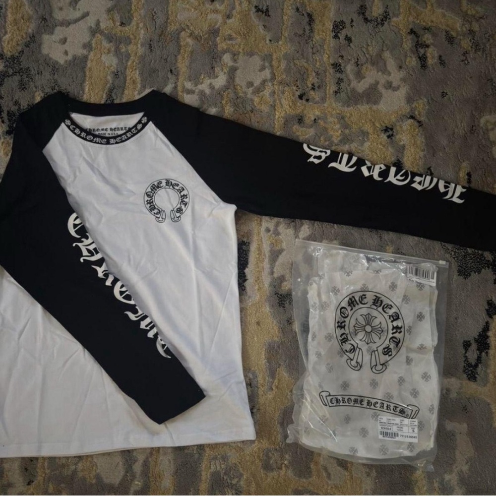 CHROME HEARTS WHITE AND BLACK LONG SLEEVE